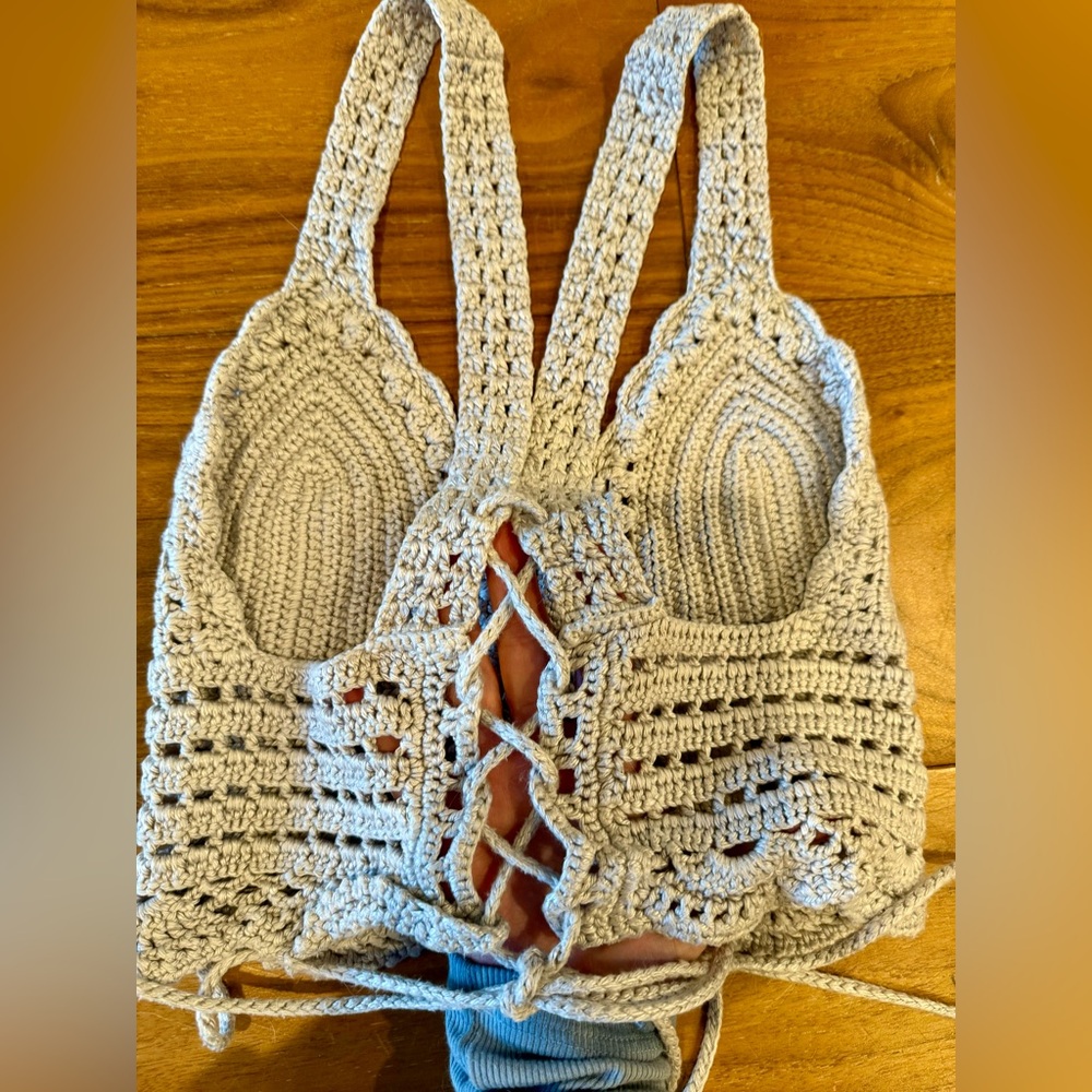 Hand knitted macrame halter top - Picture 3 of 4